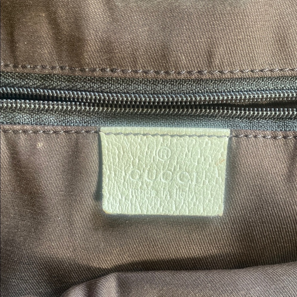 Gucci Cream and Brown Monogram Tote Bag - Picture 8 of 10